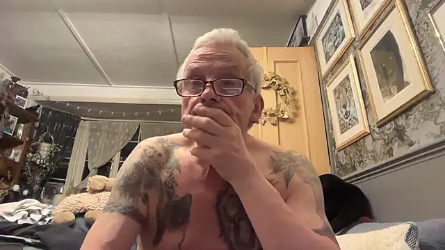 poggles online show from March 2026 09:40:02 PM