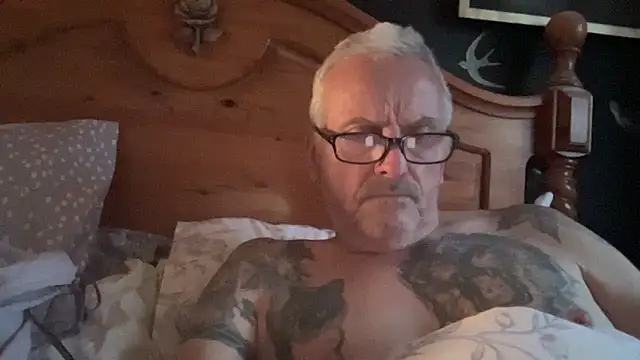 poggles online show from April 2026 07:23:01 PM