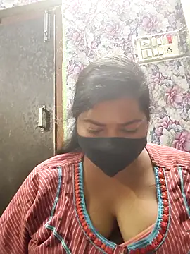 Liyaa 24 online show from March 2026 07:29:01 PM