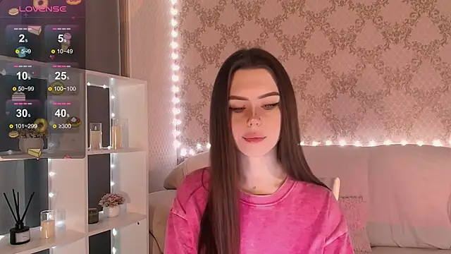 HolyMiax online show from December 2025 03:13:01 AM