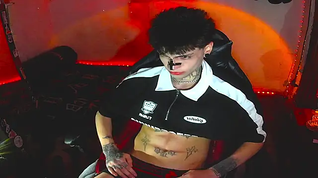 Snapshot of prince_x_dark chatting on December 2025 07:37:01 AM prince x dark online show from December 2025 07:37:01 AM