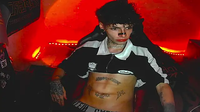 Snapshot of prince_x_dark chatting on January 2026 07:44:02 AM prince x dark online show from January 2026 07:44:02 AM