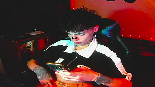 Snapshot of prince_x_dark chatting on February 2026 11:49:01 PM prince x dark online show from February 2026 11:49:01 PM