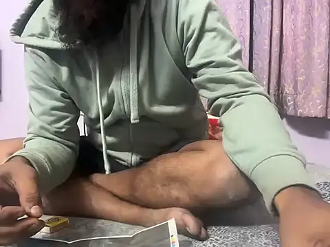 Snapshot of Matt6102 chatting on November 2025 05:06:02 PM Matt6102 online show from November 2025 05:06:02 PM