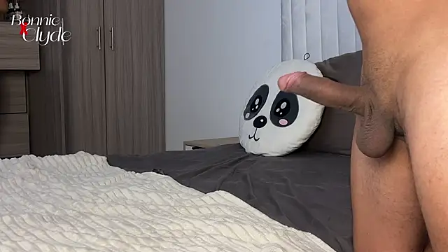 Snapshot of BelleXBeast chatting on October 2025 07:36:03 AM BelleXBeast online show from October 2025 07:36:03 AM