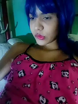 Snapshot of famousfox-69 chatting on November 2025 05:07:02 AM famousfox-69 online show from November 2025 05:07:02 AM