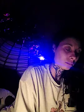 DarkAngelz1 online show from October 2025 02:23:02 AM