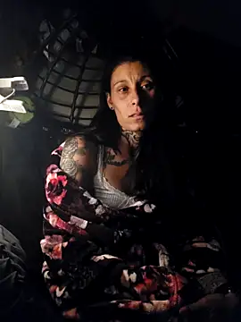 DarkAngelz1 online show from November 2025 12:44:01 AM