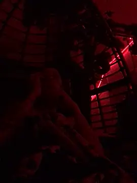 DarkAngelz1 online show from February 2026 01:43:02 AM