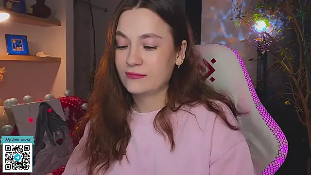 mia here online show from December 2025 11:58:02 AM