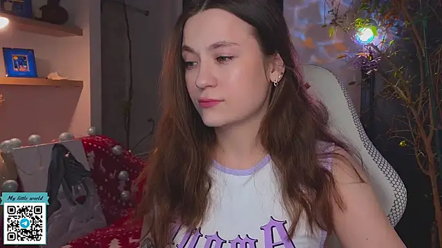 mia here online show from December 2025 10:42:01 AM