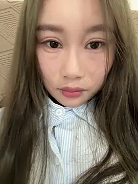 uulove521 online show from October 2025 03:25:01 AM