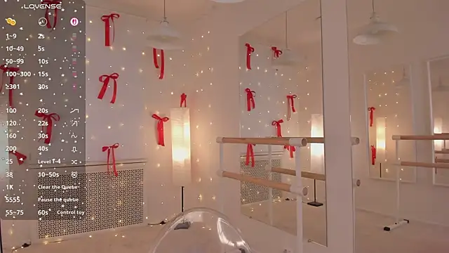 Ash Hasmy online show from December 2025 12:21:01 PM