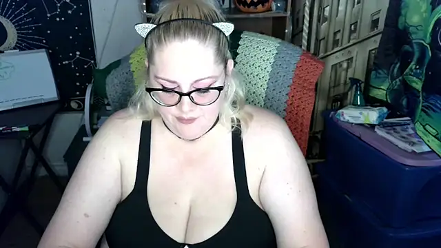 Kinky Witch online show from May 2026 04:24:02 PM