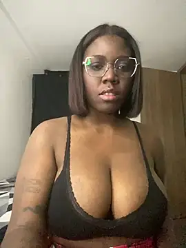 Alexia 24 online show from May 2026 05:12:01 AM