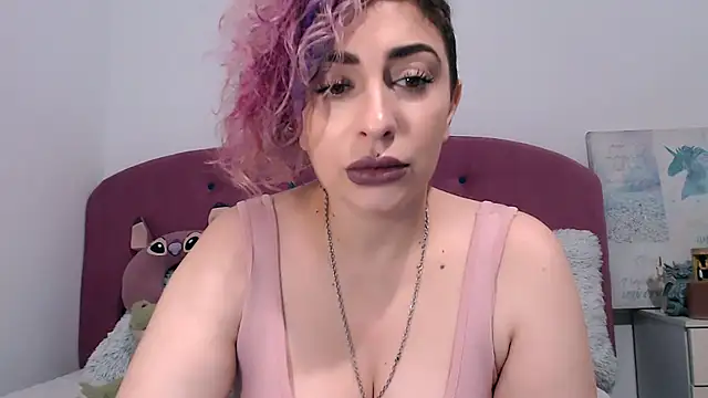 Snapshot of AAARUNY chatting on November 2025 12:37:02 PM AAARUNY online show from November 2025 12:37:02 PM