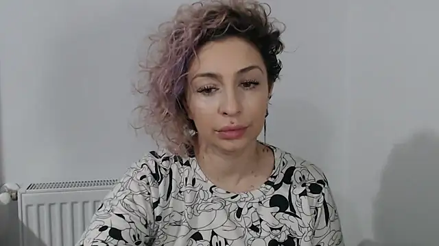 Snapshot of AAARUNY chatting on February 2026 04:38:02 PM AAARUNY online show from February 2026 04:38:02 PM