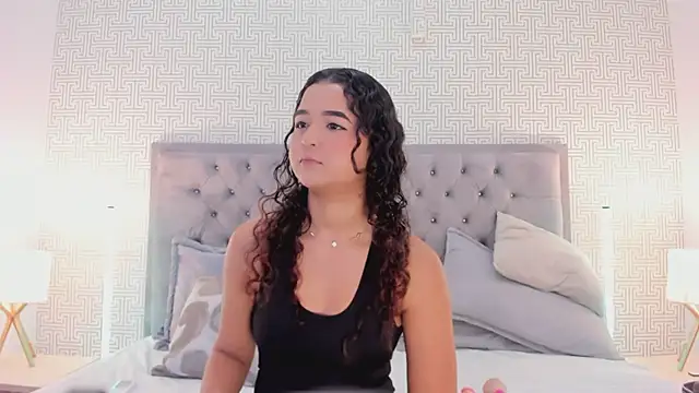 Snapshot of Evaa_Lunna_ chatting on March 2026 08:16:01 PM Evaa Lunna online show from March 2026 08:16:01 PM