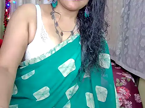 Snapshot of MasTANIYA chatting on April 2026 02:18:02 PM MasTANIYA online show from April 2026 02:18:02 PM