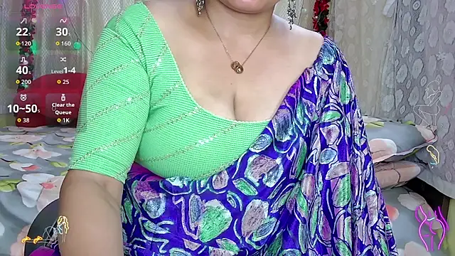 Snapshot of MasTANIYA chatting on April 2026 06:12:01 PM MasTANIYA online show from April 2026 06:12:01 PM