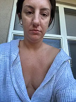 sweetsirenn online show from March 2026 01:49:01 PM