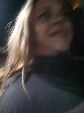 Snapshot of Ana-victoria chatting on September 2025 04:58:02 AM Ana-victoria online show from September 2025 04:58:02 AM