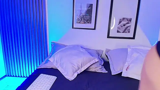 ashlycarteer online show from April 2026 02:05:01 AM