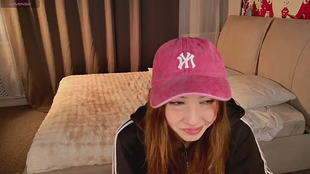 sillybloom online show from May 2026 03:12:01 AM