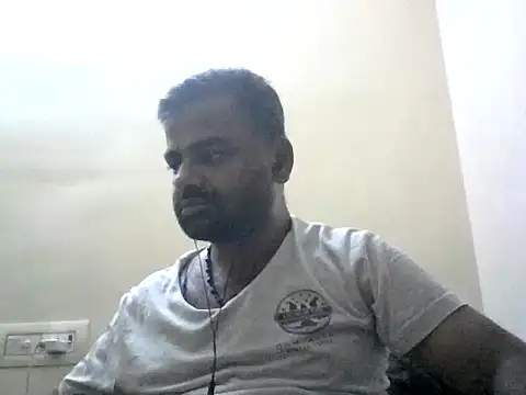 sree4143 online show from September 2025 05:01:02 PM