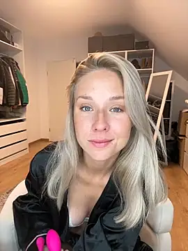 celis secret online show from September 2025 05:12:01 AM