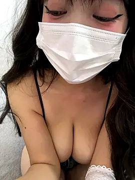 cute-yay online show from November 2025 03:42:02 AM