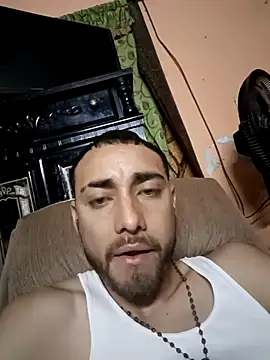 Snapshot of reynoprxxxxxxxx chatting on February 2026 04:24:01 AM reynoprxxxxxxxx online show from February 2026 04:24:01 AM