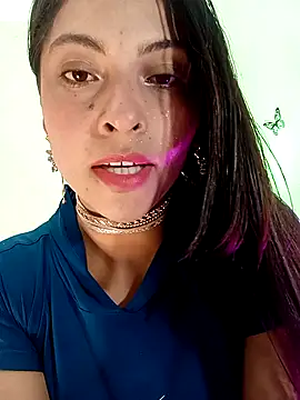 Snapshot of Fox_Roxxan chatting on November 2025 01:19:01 AM Fox Roxxan online show from November 2025 01:19:01 AM