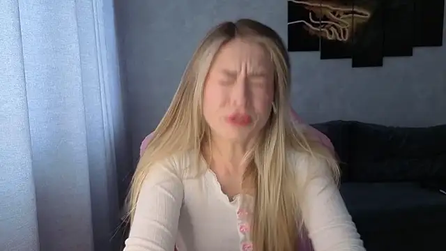 StacyWells online show from May 2026 02:39:01 AM