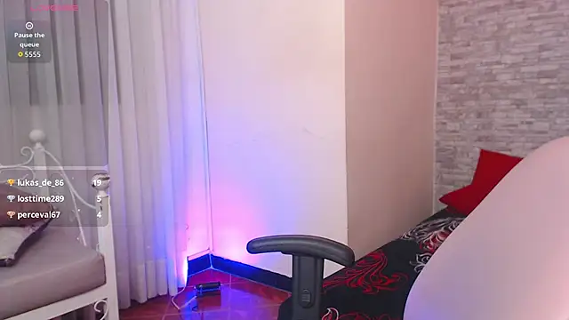 Stephany Rodriguez online show from October 2025 11:58:02 AM