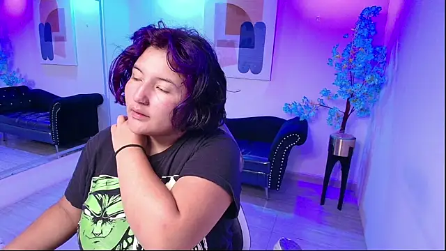 Ritsuka berry online show from November 2025 02:47:02 AM