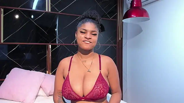 HannyThompson online show from November 2025 12:48:01 PM