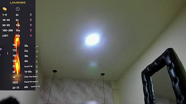 Luciifeer  online show from March 2026 06:44:01 PM