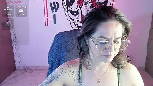 Luciifeer  online show from July 2026 02:23:02 PM