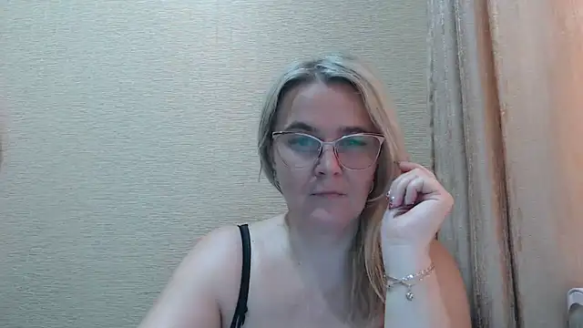 EleanoraDream online show from May 2026 08:55:01 AM