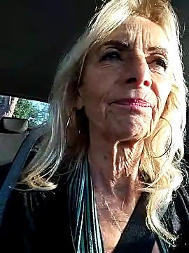 clarabell4 online show from November 2025 07:30:02 AM