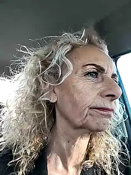 clarabell4 online show from April 2026 06:24:01 AM