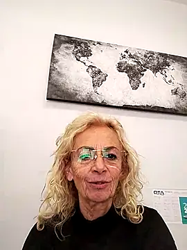 Snapshot of clarabell4 chatting on April 2026 12:29:02 PM clarabell4 online show from April 2026 12:29:02 PM
