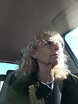 Snapshot of clarabell4 chatting on April 2026 07:00:01 AM clarabell4 online show from April 2026 07:00:01 AM