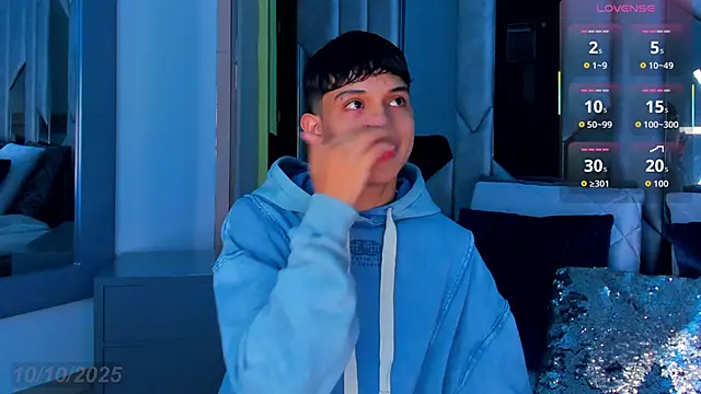 Snapshot of Sebax_Young chatting on October 2025 04:33:01 AM Sebax Young online show from October 2025 04:33:01 AM