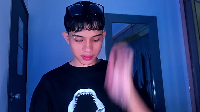 Sebax Young online show from February 2026 08:04:02 PM