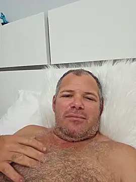 cubanitofeliz40 online show from March 2026 12:34:01 PM