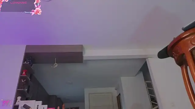 Chloe cooperr online show from May 2026 10:52:02 PM