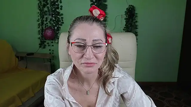 Habibi Honeyy online show from October 2025 05:04:02 AM