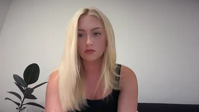 Kitty Swetty online show from July 2026 08:07:02 PM
